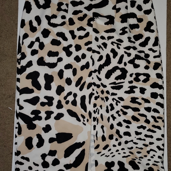 Worthington Pencil Skirt - Picture 3 of 4